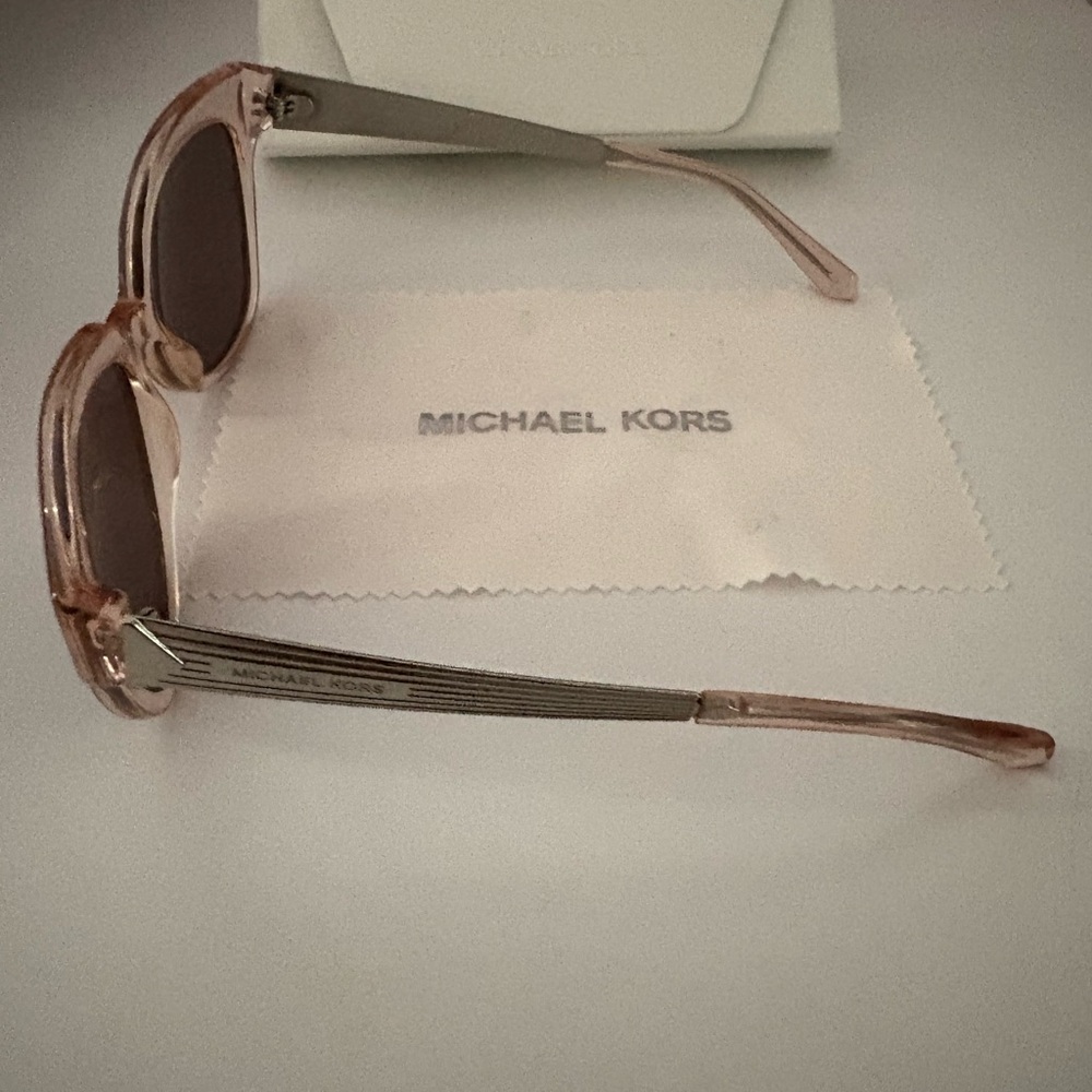 Michael Kors Pink Cat-Eye Sunglasses with Gradient Lenses - Picture 3 of 7